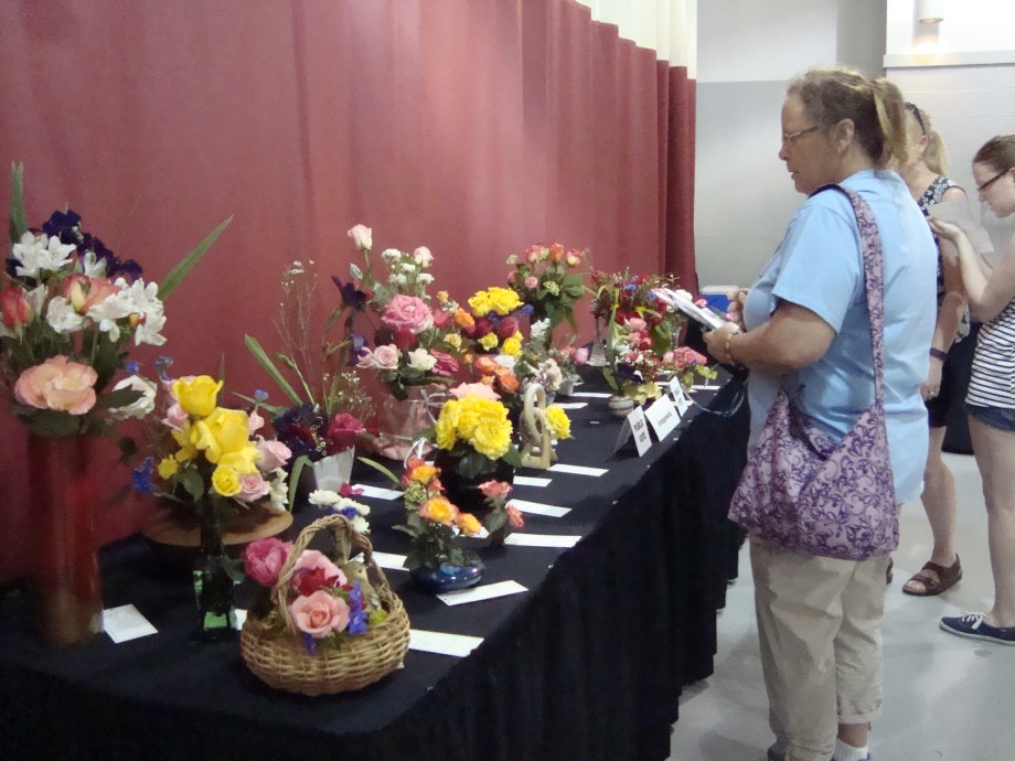 Voting Intense at Arrangement Table 6-11-16.JPG